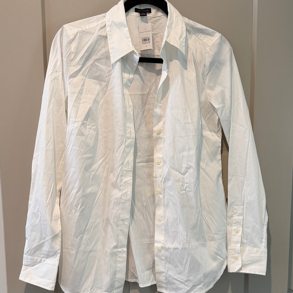 Ann Taylor Classic White Button-Up Blouse